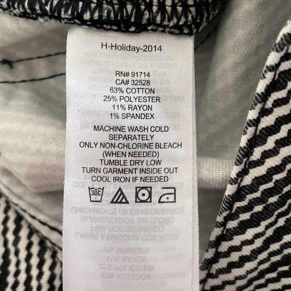 A/X Armani Exchange Super Skinny Pants | Size 26 - Picture 7 of 9